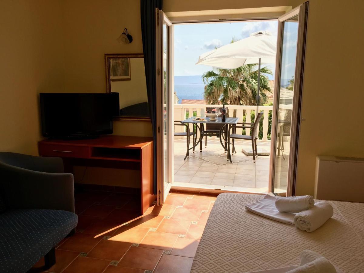 Apartments Villa Jadranka Adults Only Bol Exterior foto