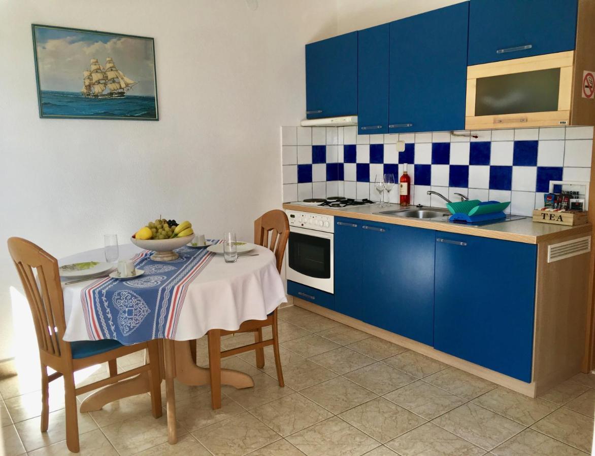 Apartments Villa Jadranka Adults Only Bol Exterior foto