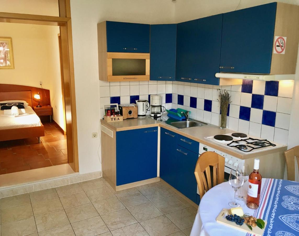 Apartments Villa Jadranka Adults Only Bol Exterior foto